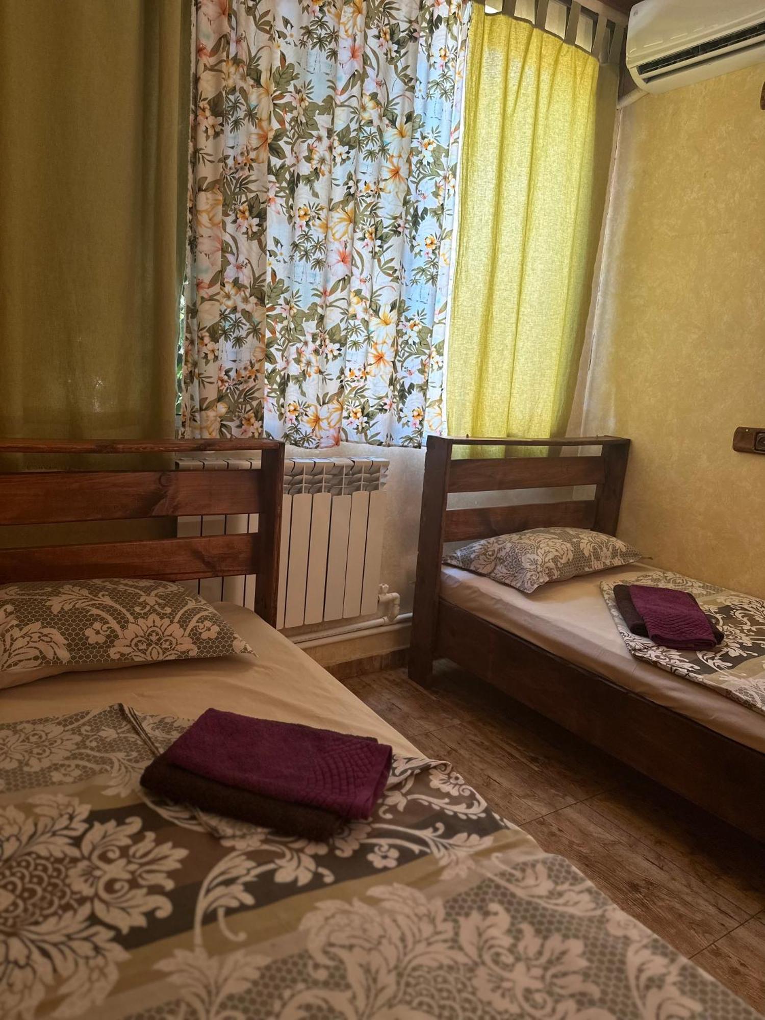 Machanents Guest House Vagharshapat Extérieur photo