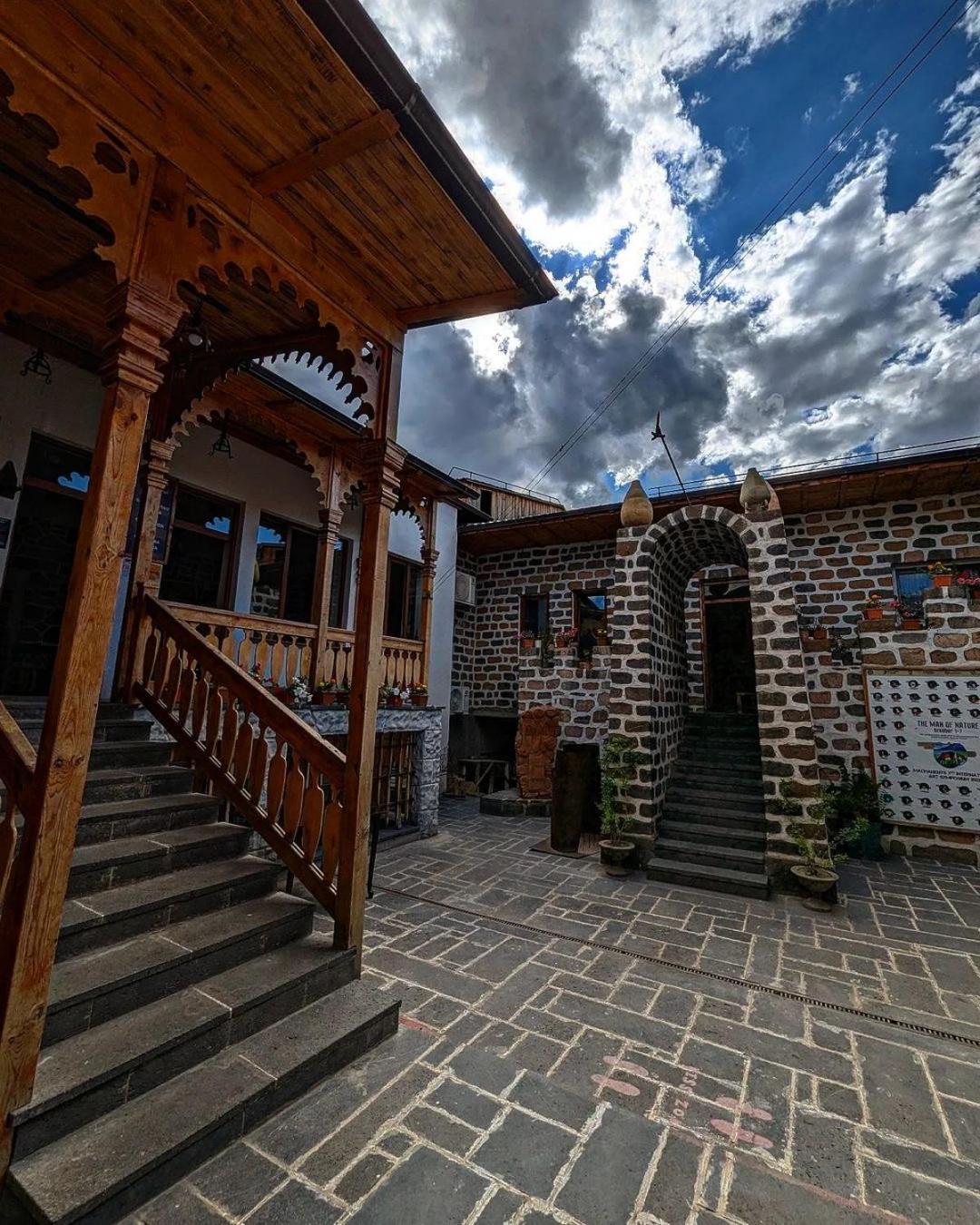 Machanents Guest House Vagharshapat Extérieur photo