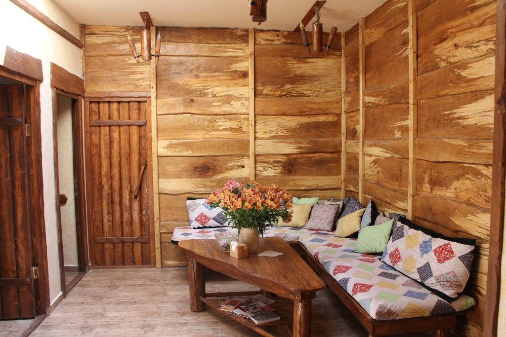 Machanents Guest House Vagharshapat Extérieur photo