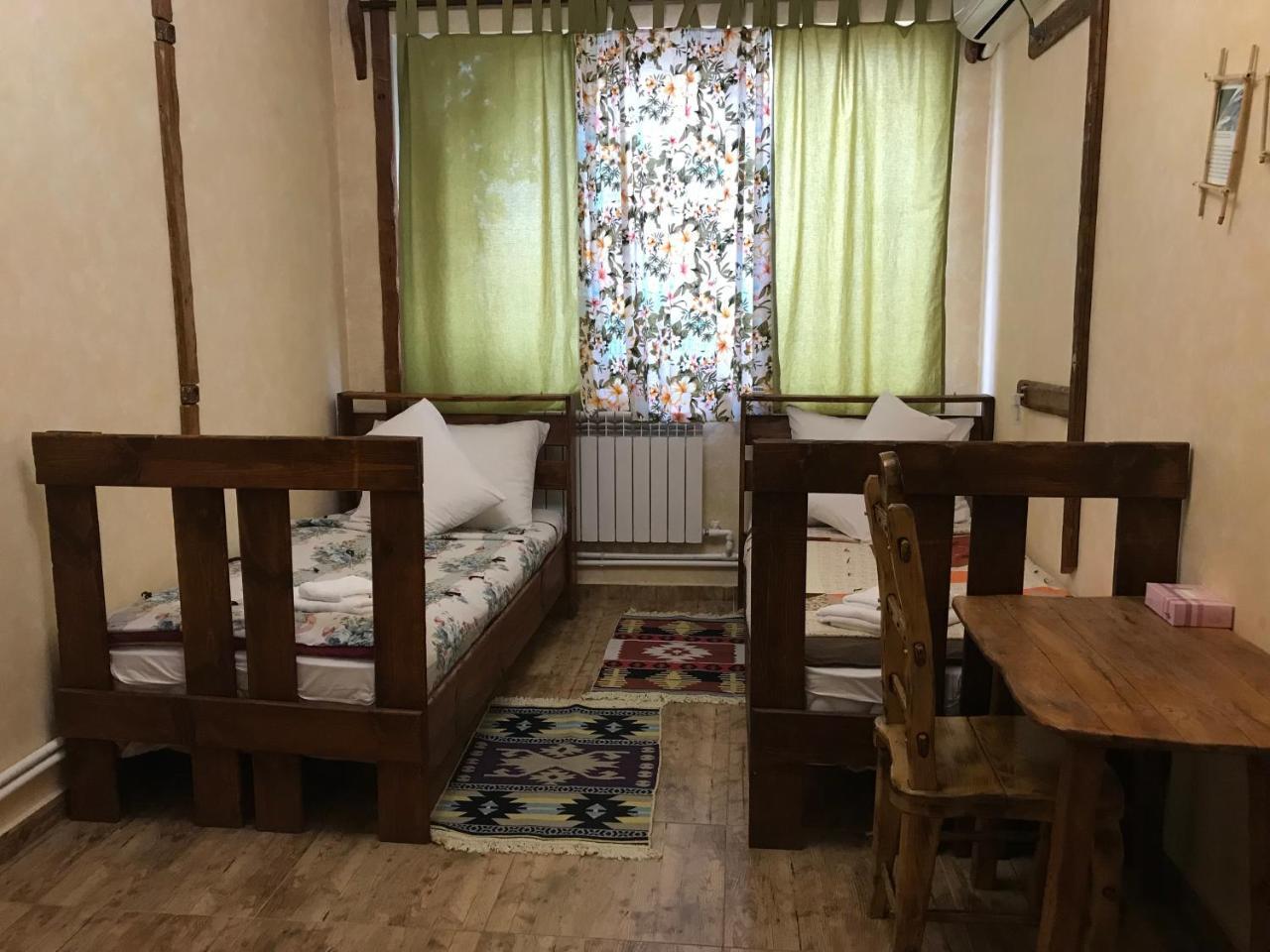 Machanents Guest House Vagharshapat Extérieur photo